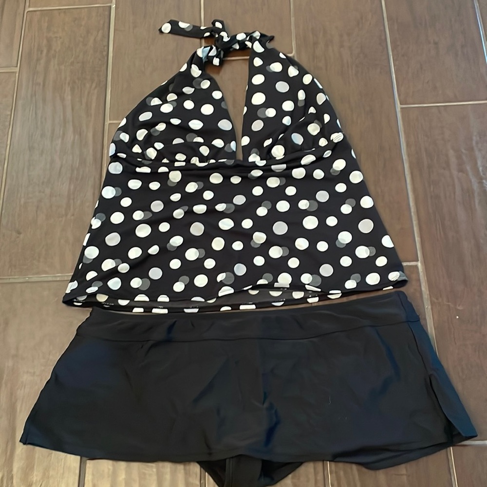 Swim suit